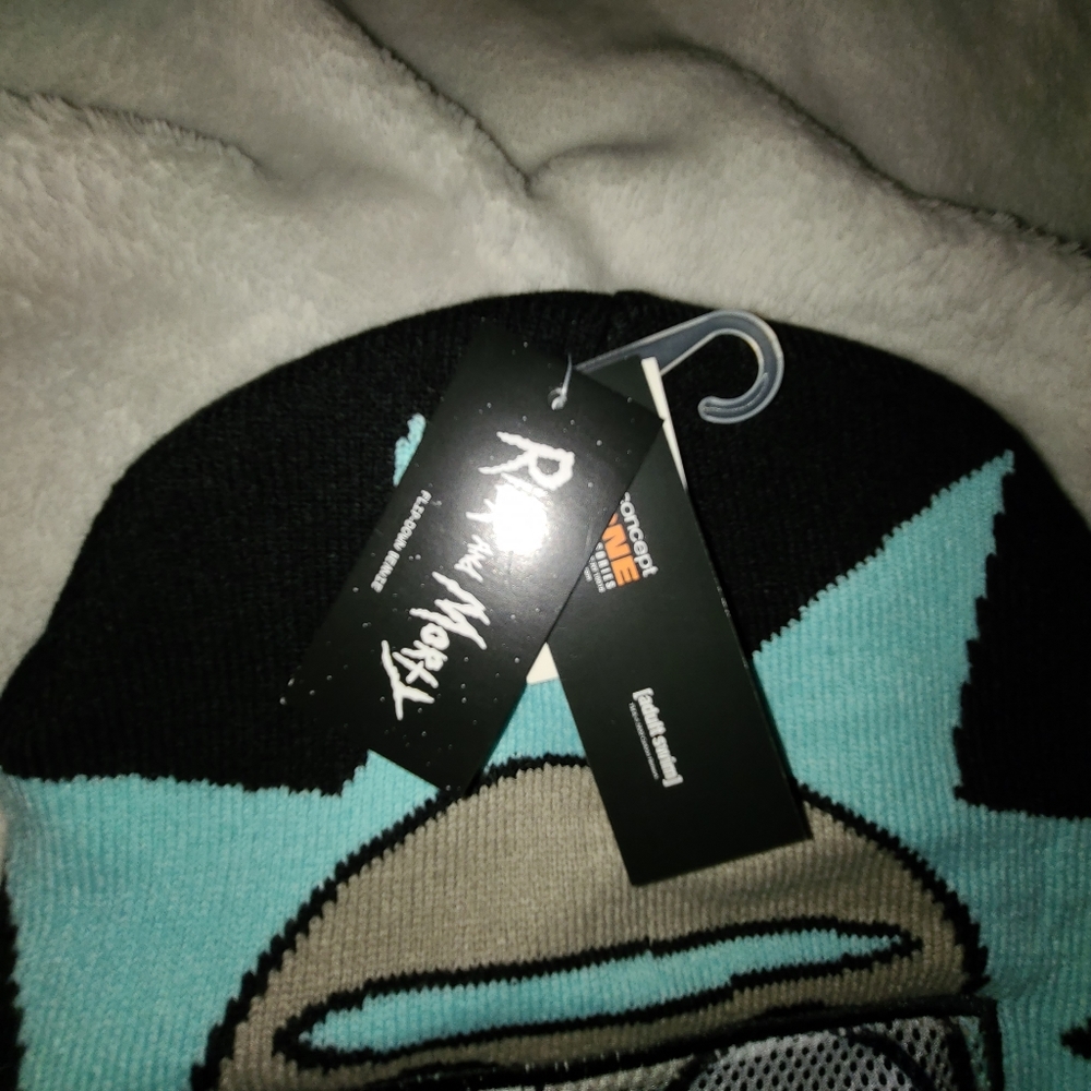 Rick and Morty beanie - Picture 3 of 6